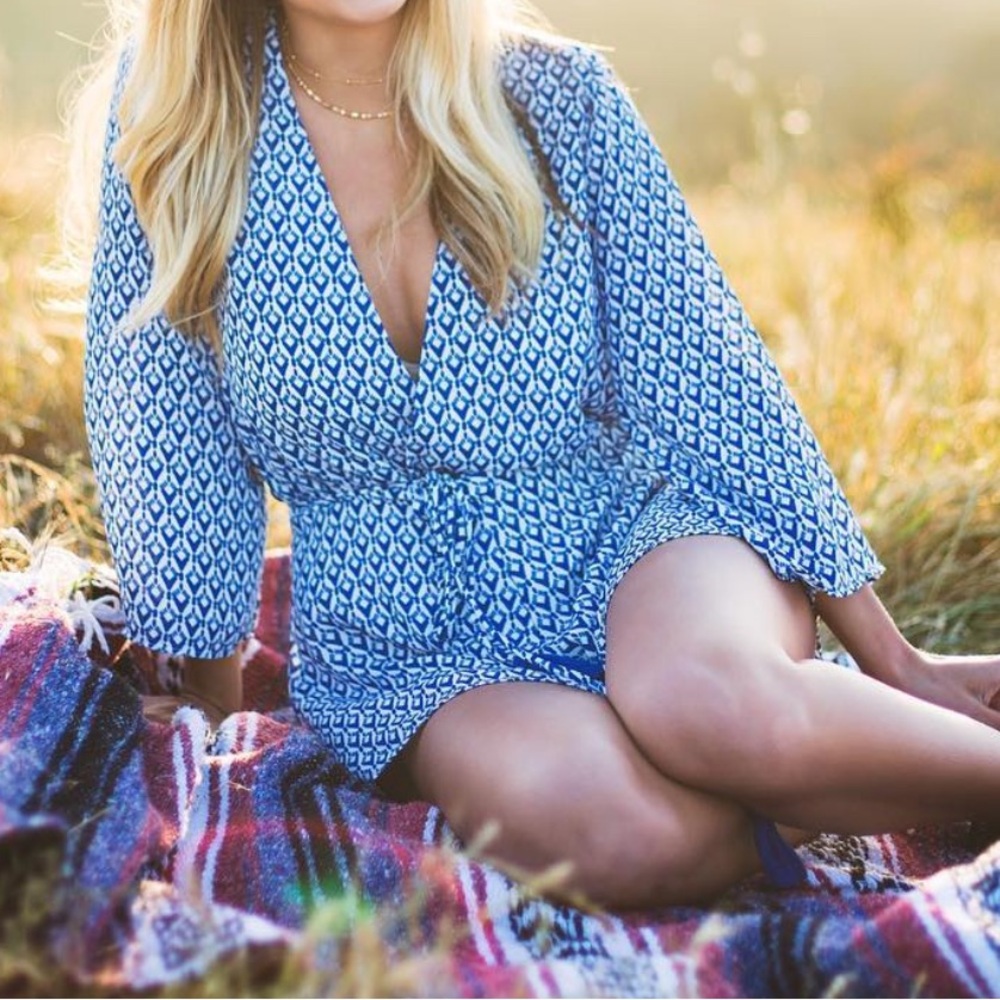Olivaceous Blue and White Patterned Blouse